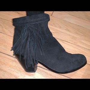 Sam Edelman 6 fringe boots